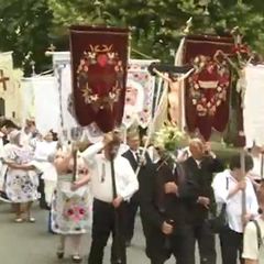 Körmenet és érseki szent mise a Jézus Szíve búcsún | Jézus Szíve búcsú és körmenet